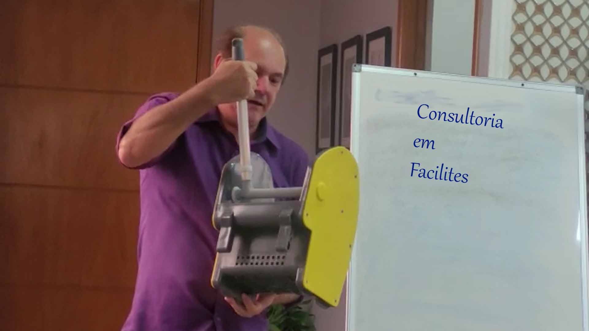 Equipe de Limpeza Terceirizada